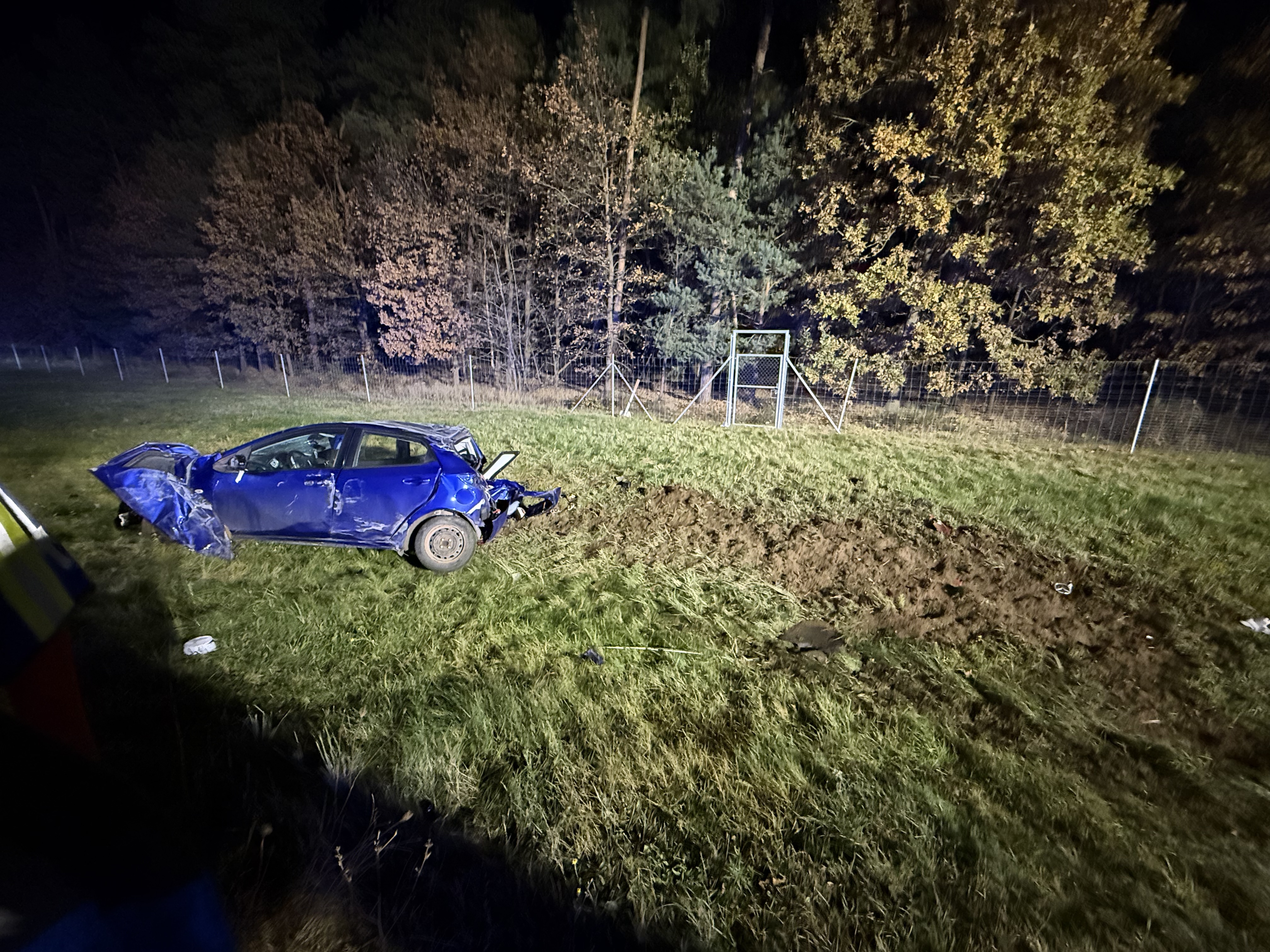 24-11-08 22-45-27 9194.jpg